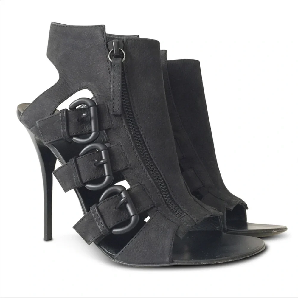 Giuseppe Zanotti Nubuck Cage Open Sandal Size‎ 6.5.